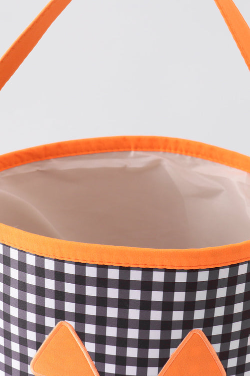 Black Pumpkin Applique Gingham Basket