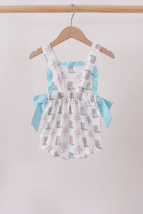 Blue Boots Ruffle Bubble