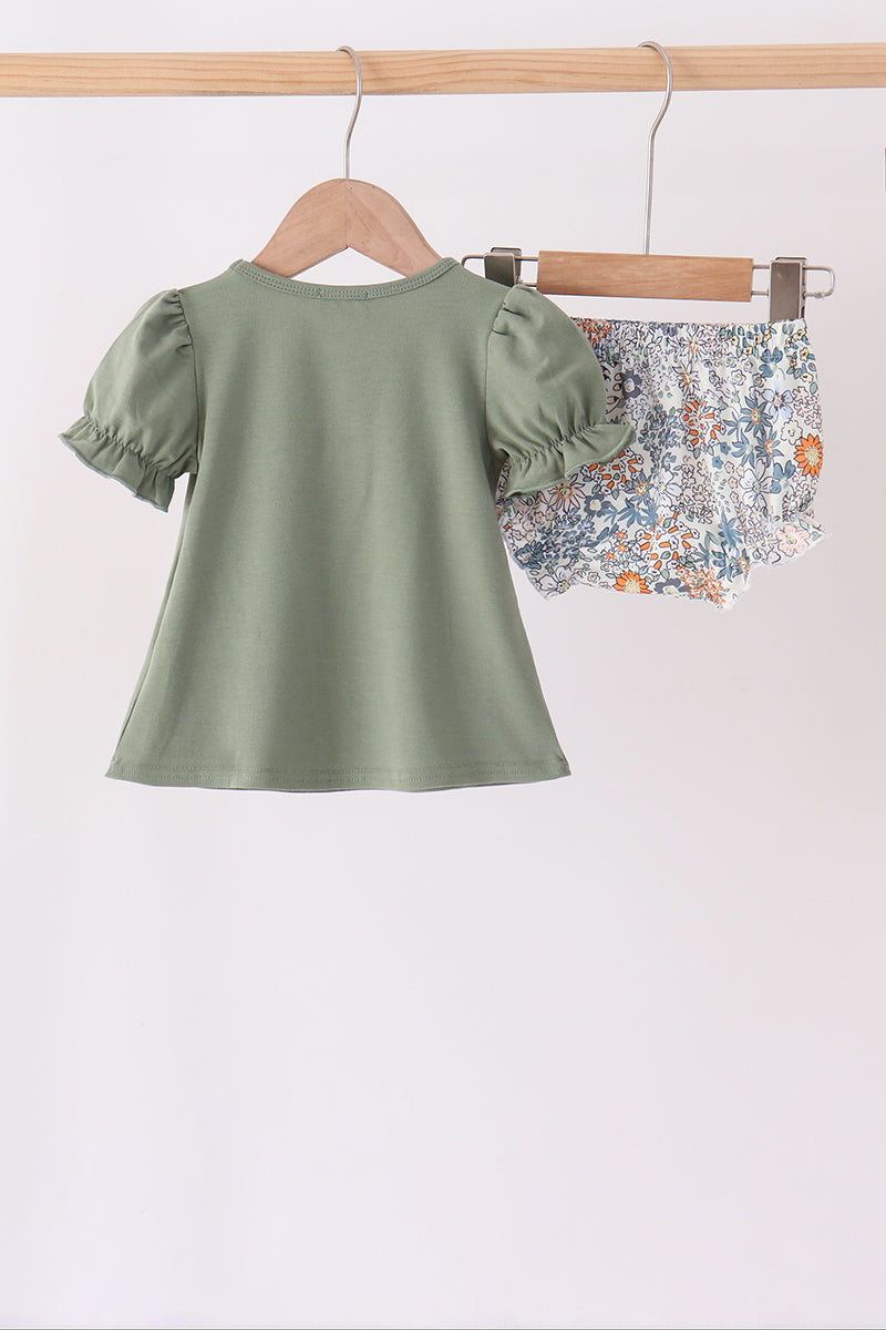 Green pumpkin french knot bloomer set